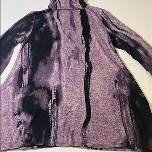 Simply Vera Vera Wang Purple and Black tunic Turtleneck. Size S.